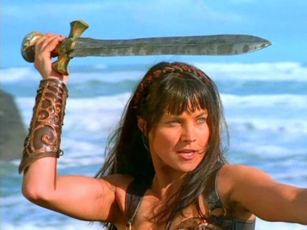 Xena mit ihrem Schwert